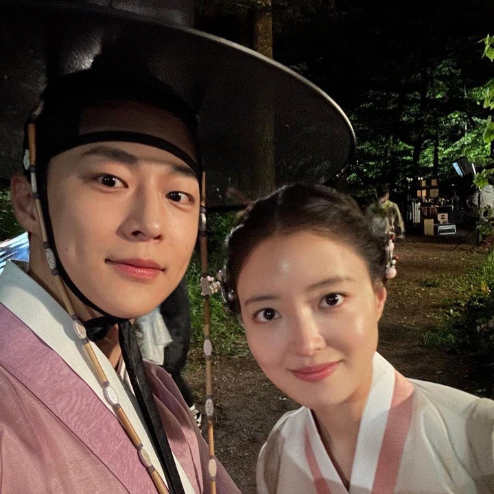 <p>Drama Korea The Story of Park's Marriage Contract mengawali penayangannya dengan rating cukup bagus Bunda, yakni 5,6 persen hingga 5,9 persen menurut Nielsen Korea. (Foto: Instagram @inhyuk_bb)</p>