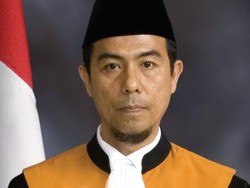 Perkara Gratifikasi Eks Menteri Bikin Hakim Agung Gazalba Ditahan KPK
