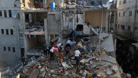Israel Gempur Kamp Pengungsi Jabalia Gaza, 90 Orang Tewas