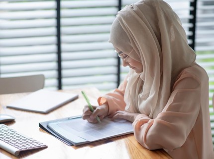 30 Kata-kata Motivasi Belajar Islami yang Bijak dan Inspiratif
