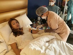 Mitos dan Fakta Kanker Paru-paru yang Diidap Kiki Fatmala