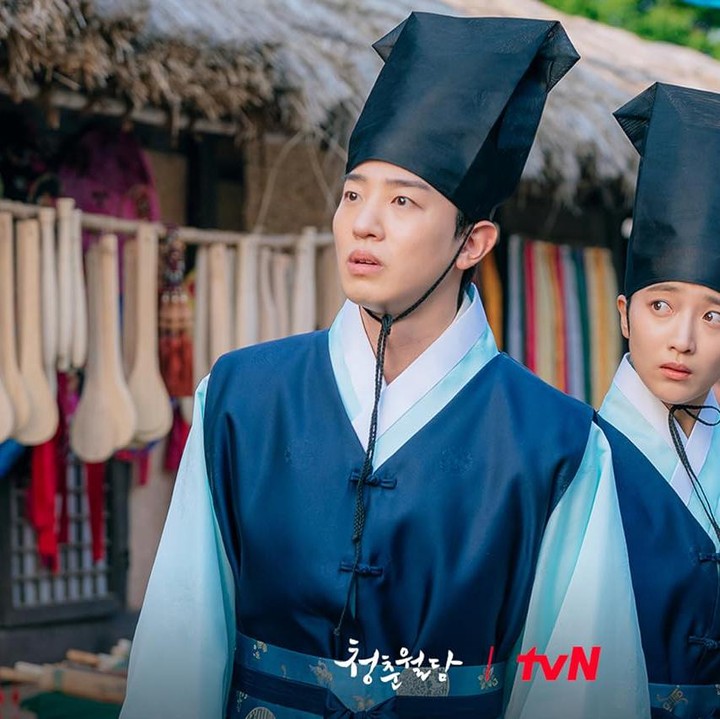 <p>Kemudian, <em>second couple</em> kedua ada Lee Tae-sun dan Pyo Ye-jin dari drakor saeguk <em>Our Blooming Youth</em> (2023). Berperan sebagai Kim Myung-jin dan Jang Ga-ram, tingkah konyol duo <em>second couple</em> ini benar-benar bikin kepala geleng-geleng, Bunda! (Foto: tvN)</p>