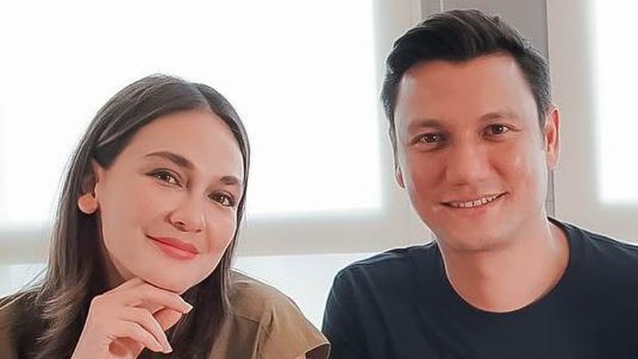 Luna Maya dan Christian Sugiono