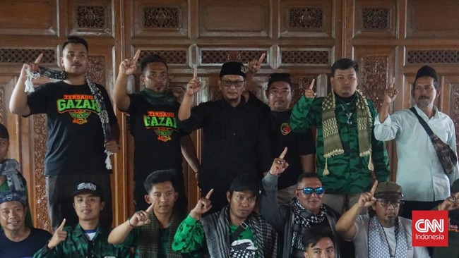 Deklarasi laskar arus bawah PPP mendukung AMIN diikuti 21 kelompok simpatisan digelar di sebuah hotel di wilayah Mantrijeron, Kota Yogyakarta, Jumat (1/12).