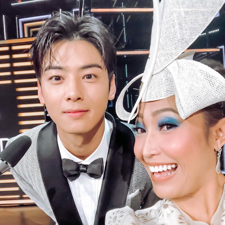 <p>Tak hanya artis Korea saja, beberapa artis asal Indonesia turut membagikan kebersamannya dengan Cha Eun Woo. Salah satunya adalah Ayu Dewi, Bunda. (Foto: Instagram @mrsayudewi)</p>