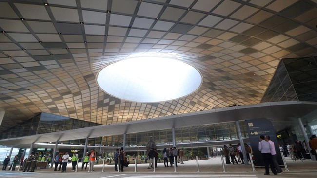 Bandara Internasional Dhoho Kediri di Jawa Timur ditargetkan siap beroperasi pada 8 Desember 2023.