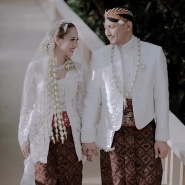 Potret BCL Rayakan Ulang Tahun Tiko Aryawardhana di Bali