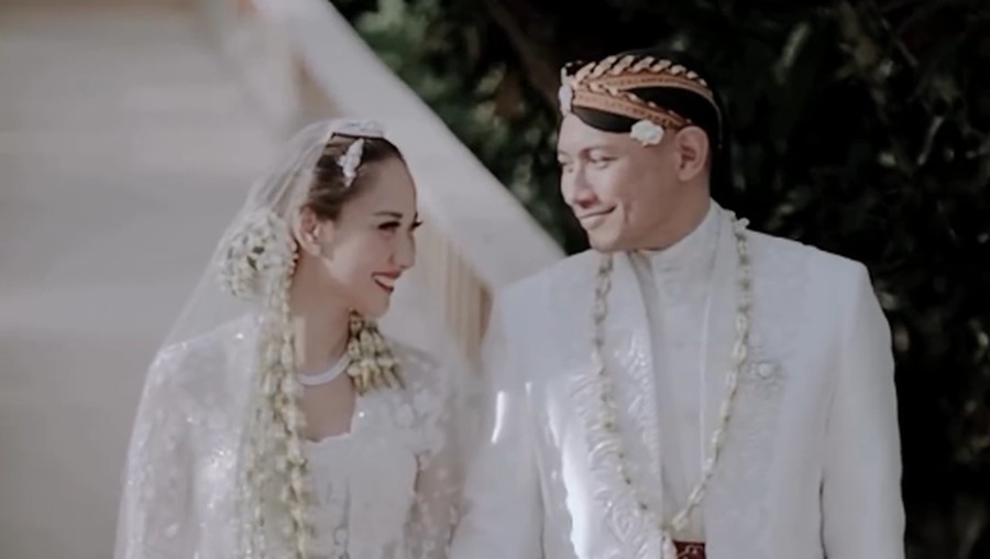 Alhamdulillah Sah, Ini 7 Potret Pernikahan BCL dan Tiko Aryawardhana di Bali