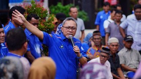 Zulhas Kampanyekan PAN dan Prabowo-Gibran di Lampung
