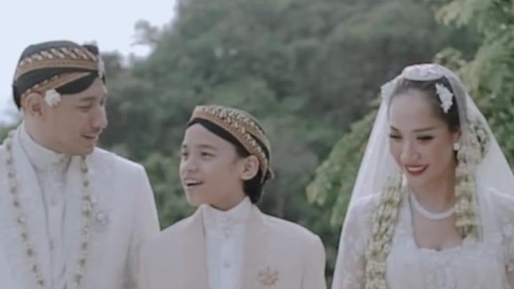 BCL dan Tiko