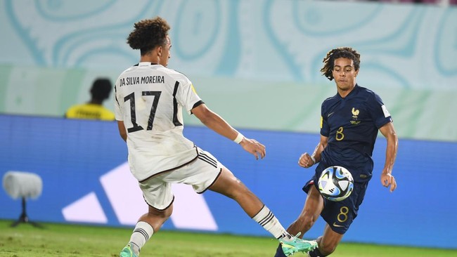 Laga Jerman vs Prancis dilanjut ke babak adu penalti usai pertandingan 2x45 berakhir imbang 2-2 pada final Piala Dunia U-17 2023 di Stadion Manahan, Solo.