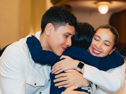 Cerita Ganindra Bimo & Andrea Dian Bahagia Jadi Orang Tua Baptis setelah 10 Th Menikah