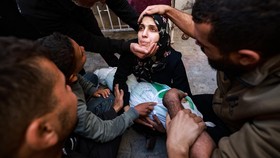 FOTO: Ratusan Nyawa di Gaza Melayang Usai Israel Kembali Menggempur