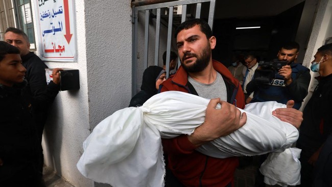 Korban tewas akibat agresi Israel ke Jalur Gaza dan Tepi Barat Palestina sejak 7 Oktober lalu tembus 16.159 ribu jiwa per Selasa (5/12).