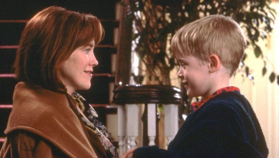 Macaulay Culkin dan Catherine O'Hara