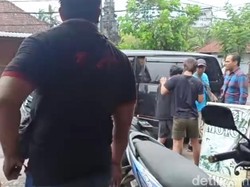 Diduga Rusak Baliho Ganjar-Mahfud, 4 Pria Di Bali Diamankan