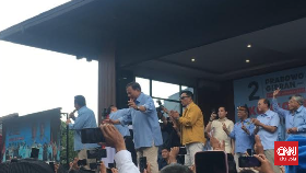 Prabowo dan AHY Joget Bareng Denny Caknan Saat Kampanye di Malang