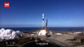 VIDEO: Roket SpaceX Luncurkan Satelit Mata-mata Korea Selatan