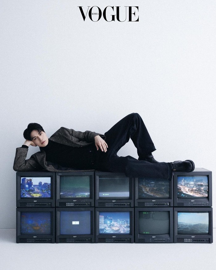 Young Ho termasuk orang yang cuek, suka membatasi diri, dan dapat dengan mudah memutuskan hubungan. Hal ini sangat kontras dengan kepribadian asli Lee Dong Wook yang suka bersosialisasi sebagaimana diungkapkan sang aktor dalam wawancara./Foto: allkpop.com