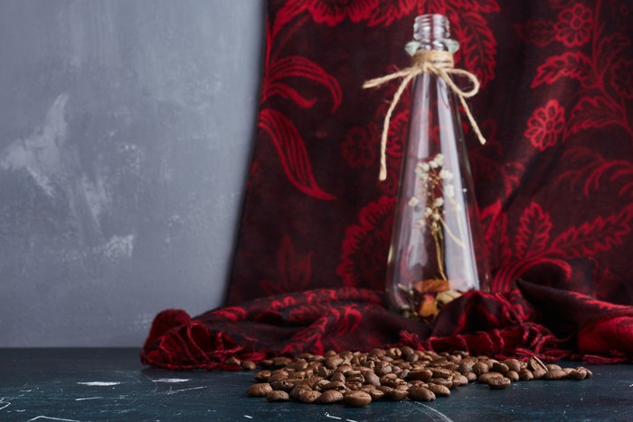 Tips Memilih Parfum untuk Musim Hujan, Segar dan Wangi!