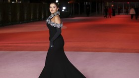 FOTO: Selebriti Berbusana Terbaik di Academy Museum Gala 2023