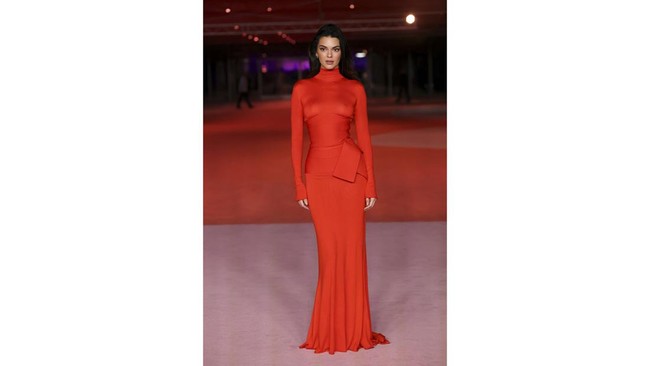 FOTO: Selebriti Berbusana Terbaik di Academy Museum Gala 2023