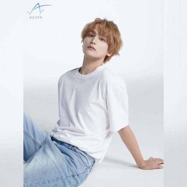 <p>Dengan visualnya yang sangat menarik ini, para penggemar K-Pop pastinya sudah tak sabar dengan kehadiran Kwon Hyeop di dunia hiburan Korea? Kabarnya, <em>boygroup</em> Kwon akan debut pada 8 Januari 2024, lho. (Foto: Instagram @official_waker)</p>