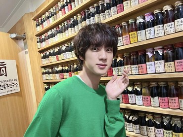 Reaksi HYBE Usai Dikritik soal Acara Spesial Jin BTS untuk ARMY