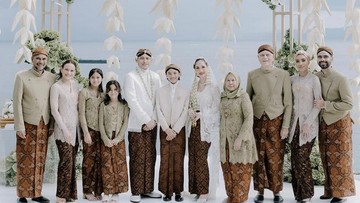 Kedekatan BCL dan keluarga mendiang suami