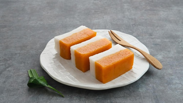 Kue Talam Kue Talam Ubi, Indonesian traditional snack made from sweet potato, flour and coconut milk.
