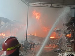 Pasar Leces Probolinggo Terbakar
