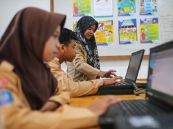 Internet Lancar, Ujian Sekolah-Antrean RS di Natuna Jadi Serba Online