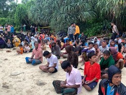 Pengungsi Rohingya Ditampung di Dermaga CT-1 BPKS Usai Ditolak Warga Sabang
