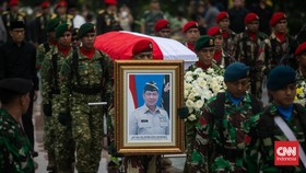Doni Monardo Dimakamkan Satu Blok dengan Tjahjo Hingga Sudi Silalahi