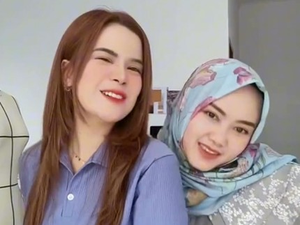 Terpopuler: Potret Sinta & Jojo Remake Lipsync Keong Racun