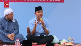 VIDEO: Gibran Sentil Gubernur Jateng Soal Peralatan Sekolah Jadul