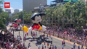 VIDEO: Kemeriahan Parade Natal dan Ulang Tahun ke-100 Disney di Chile