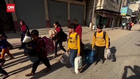 VIDEO: Hindari Serangan Israel, Warga Gaza Mengungsi ke Rafah