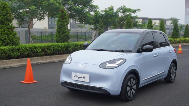 Wuling Binguo EV adalah mobil listrik dengan jarak tempuh 400-an kilometer termurah saat ini, harganya di bawah Neta V, MG 4 EV dan MG ZS EV.