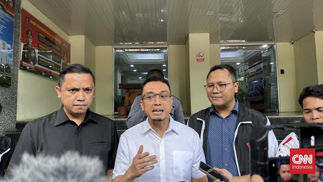 Polisi menjadwalkan pemeriksaan terhadap Juru Bicara TPN Ganjar Pranowo-Mahfud MD, Aiman Witjaksono terkait pernyataan aparat tidak netral dalam Pemilu 2024.