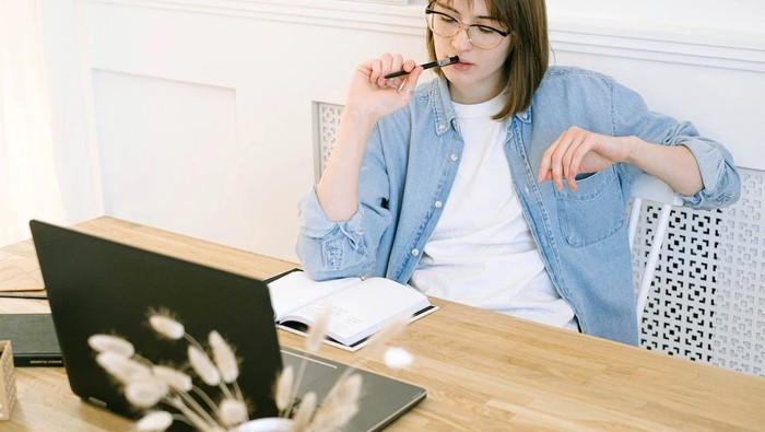 Dibandingkan kerja sama tim, gen Z lebih senang bekerja sendirian (Generasi Z/Foto: pexels.com/Ivan Samkov)