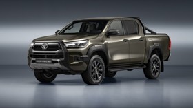 Toyota Hilux Hybrid Buka Selubung di Eropa, Torsi hingga 500 Nm