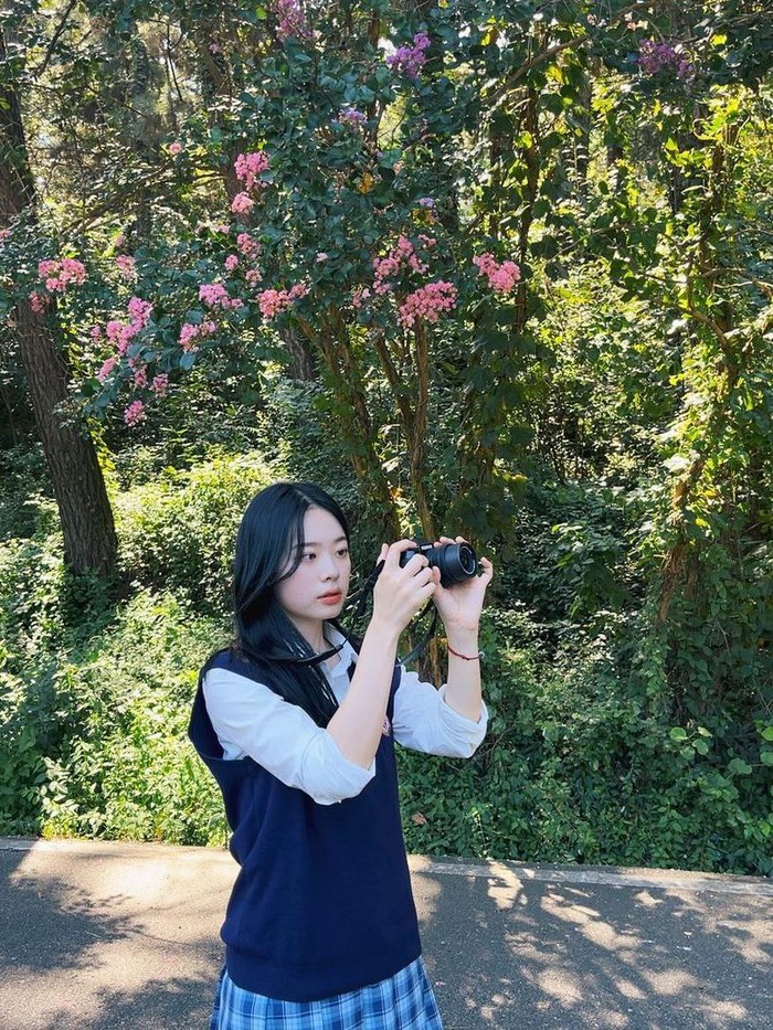 Lee Jae In berperan sebagai Lee Yoon Seo, murid sekolah yang menyukai novel misteri dan ikut terjebak dalam permainan 'Mafia' menantikan./ Foto: instagram.com/2janejane