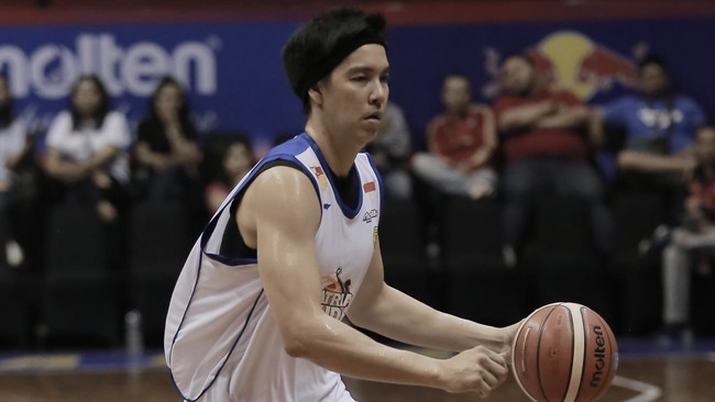 Rony Gunawan melalui perjuangan yang tidak mudah dari mengawali karier sebagai pebasket profesional hingga sukses di Satria Muda.