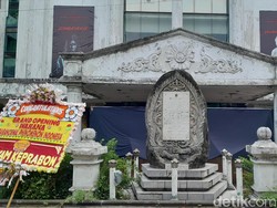 Eks Hotel 28 Tahun Mangkrak di Solo Jadi Rumah Hantu Bikin Tamu Bergidik