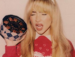 Lirik Lagu cindy lou who - Sabrina Carpenter