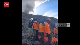 VIDEO: Korban Tewas Gunung Marapi Bertambah Jadi 13 Orang