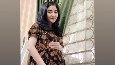 img-title Ikhtiar Uut Permatasari Program Kehamilan Agar Punya Anak Perempuan