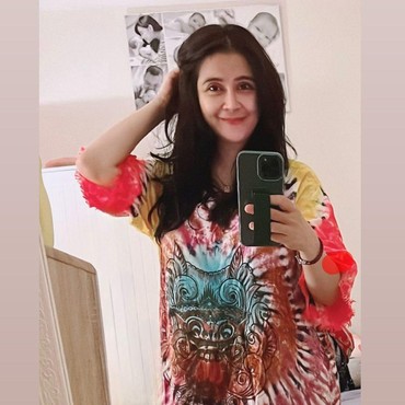 Joget Vulgar di TV, Uut Permatasari Kena Sindir soal Jabatan Ibu Bhayangkari