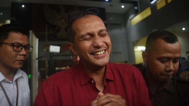 Keputusan melanjutkan kasus dugaan suap Eddy Hiariej berdasarkan analisis dan pembahasan bersama seluruh pimpinan, struktural penindakan, dan Biro Hukum KPK.